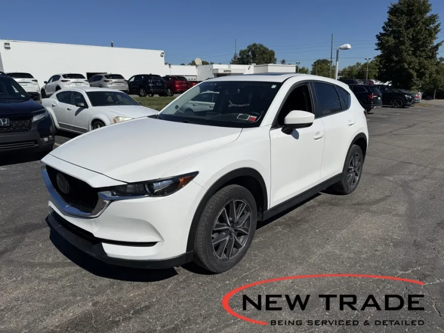 2018 Mazda CX-5 Touring photo 1