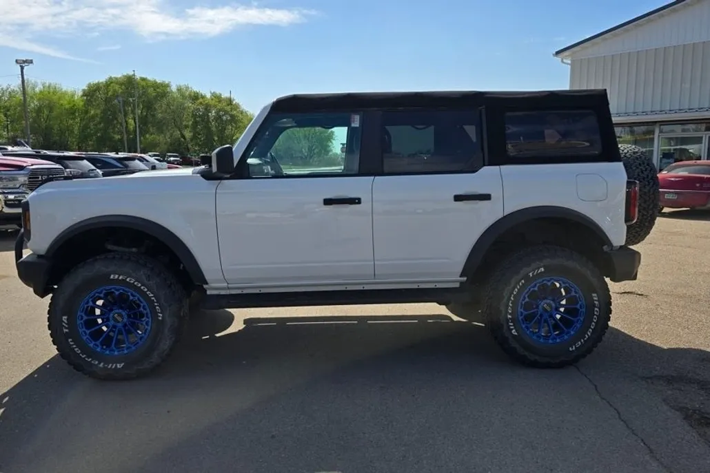 2022 Ford Bronco Big Bend photo 1