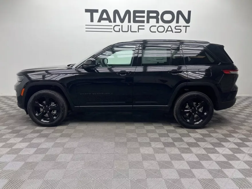 2025 Jeep Grand Cherokee Limited photo 1