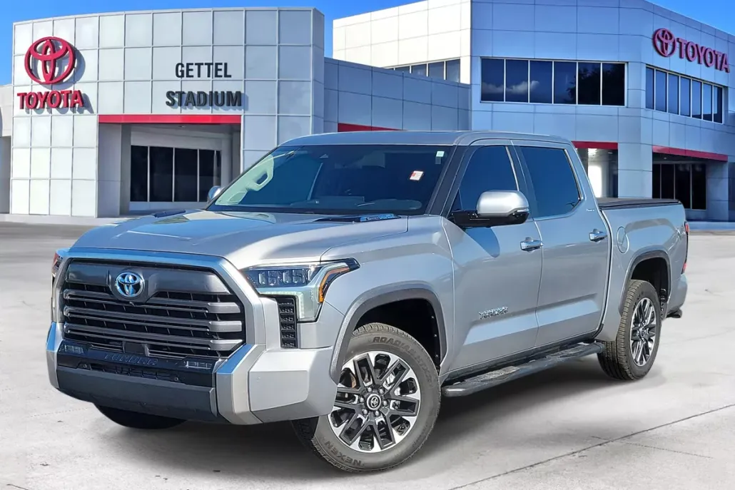 2024 Toyota Tundra Limited photo 1