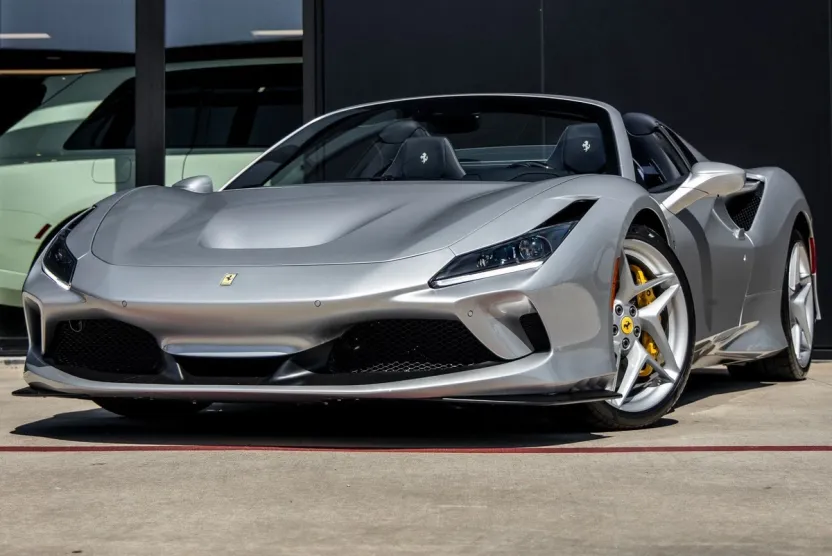 2022 Ferrari F8 Spider Base photo 1