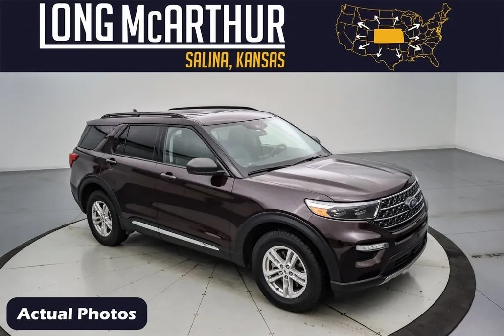 2022 Ford Explorer XLT photo 1