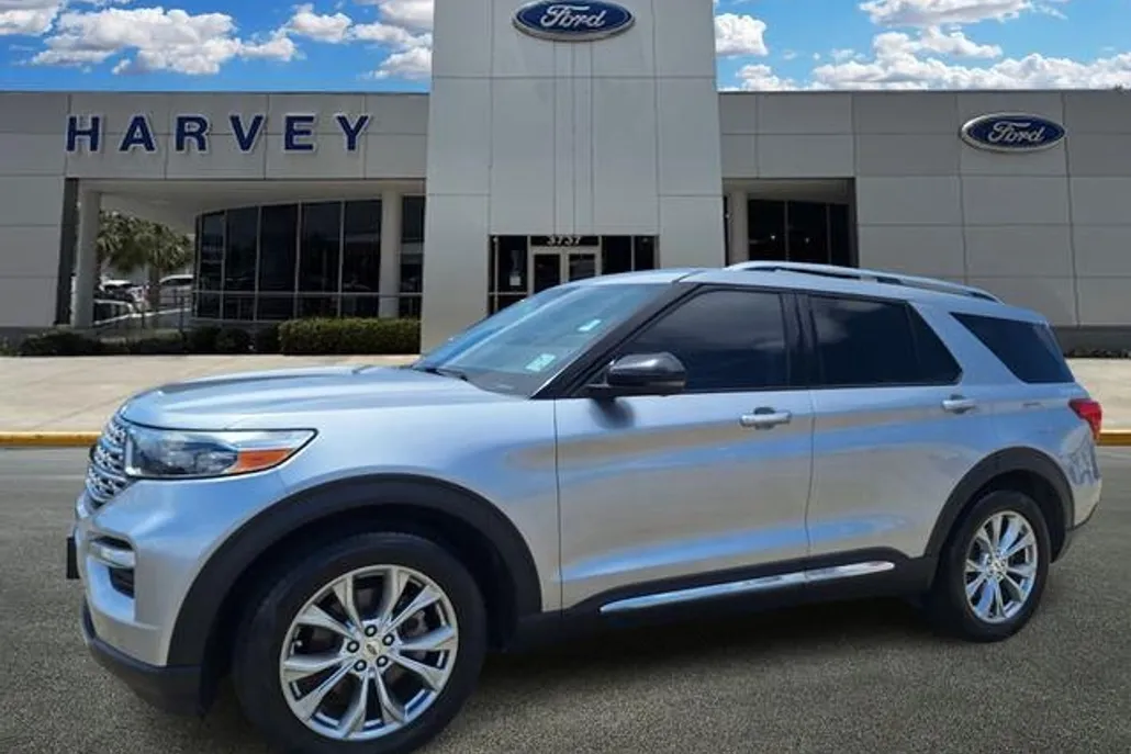 2021 Ford Explorer Limited photo 1