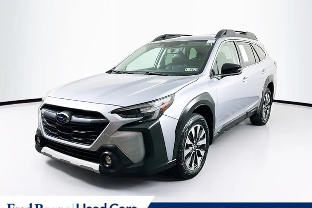 2023 Subaru Outback Limited XT photo 1