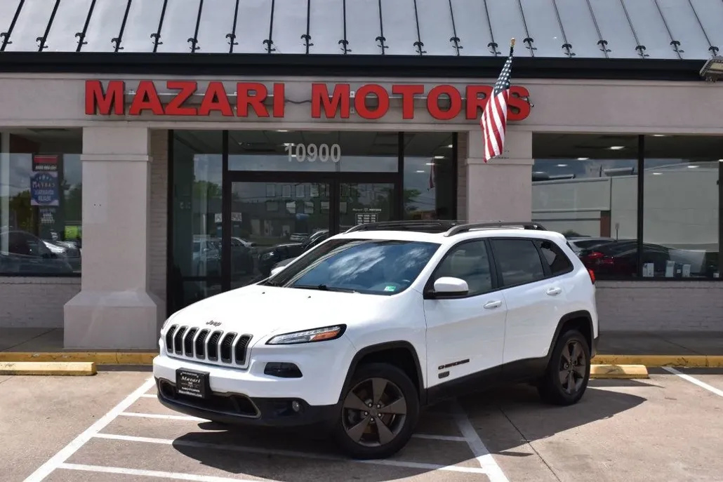 2017 Jeep Cherokee 80th Anniversary Edition photo 1