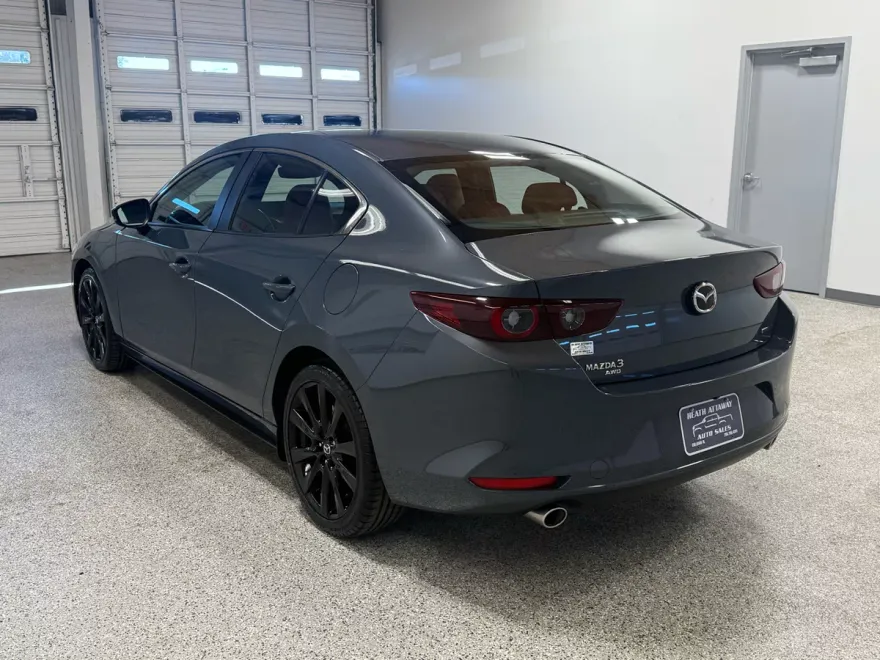 2024 Mazda Mazda3 Sedan 2.5 s Carbon photo 1