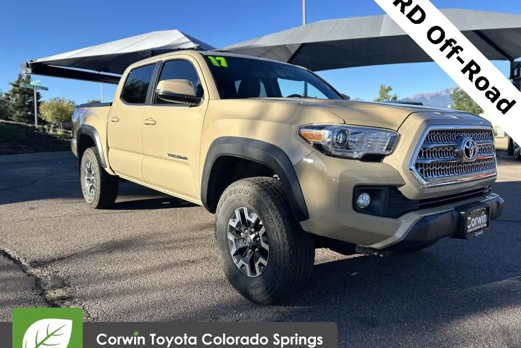 2017 Toyota Tacoma TRD V6 photo 1