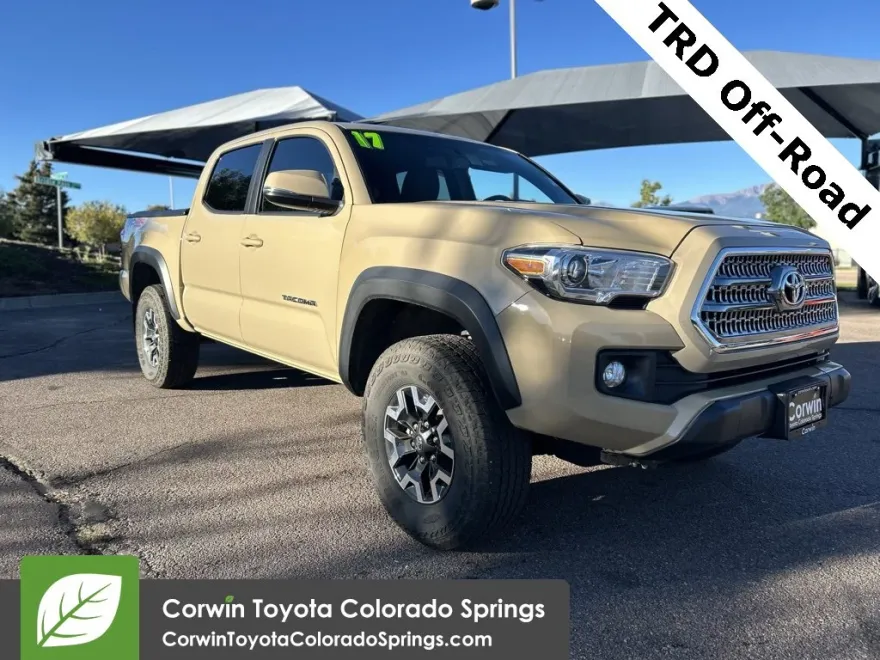 2017 Toyota Tacoma TRD V6 photo 1