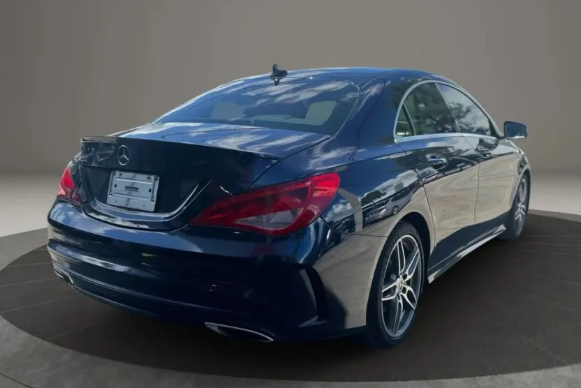 2018 Mercedes Benz CLA 250 photo 1