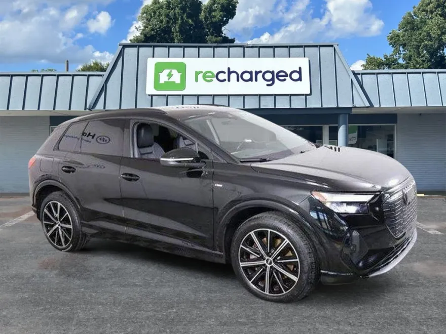2022 Audi Q4 E-tron Premium Plus photo 1