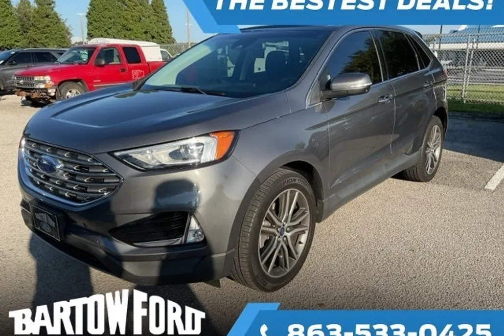 2021 Ford Edge Titanium photo 1