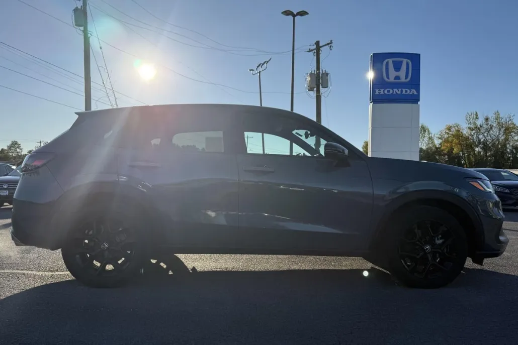 2024 Honda HR-V Sport photo 1