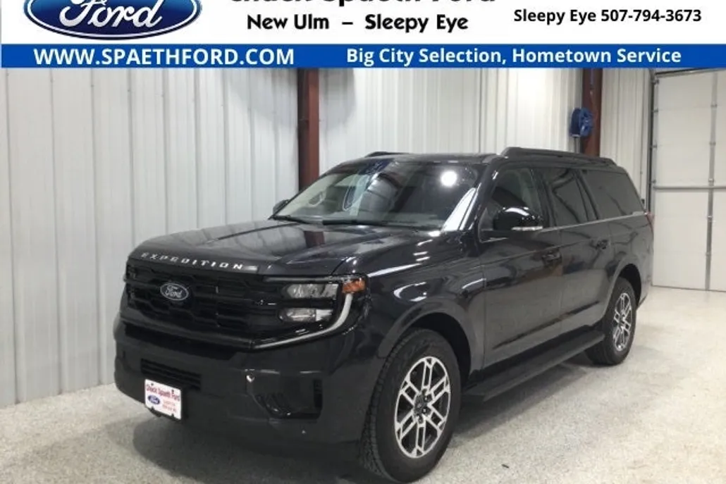2025 Ford Expedition MAX photo 1