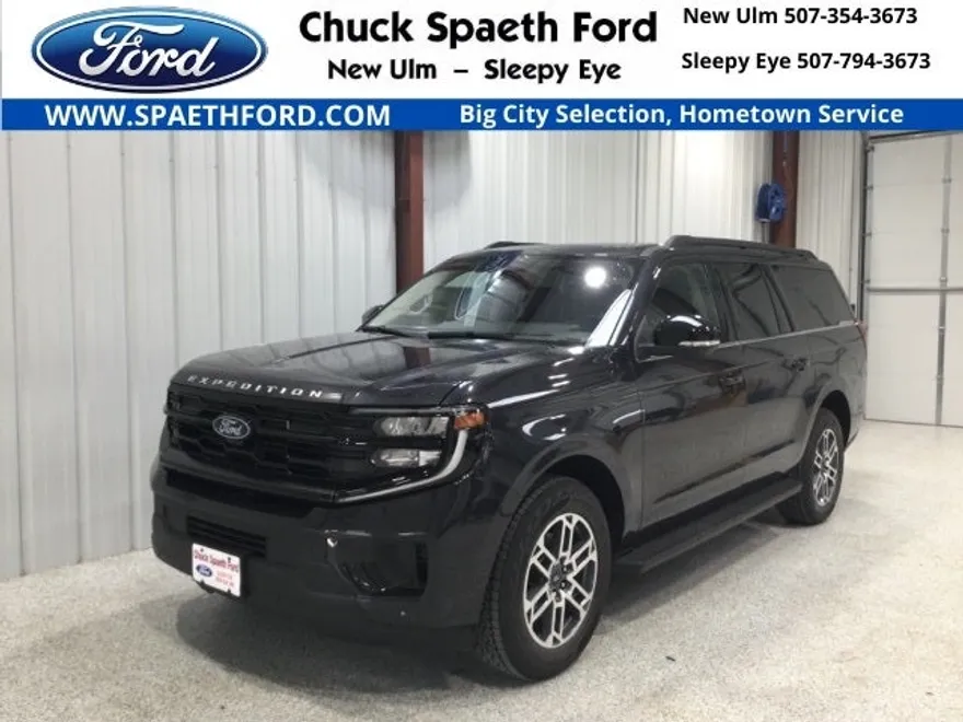 2025 Ford Expedition MAX photo 1