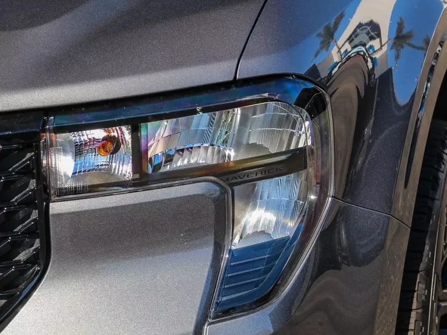 2025 Ford Maverick XLT photo 1