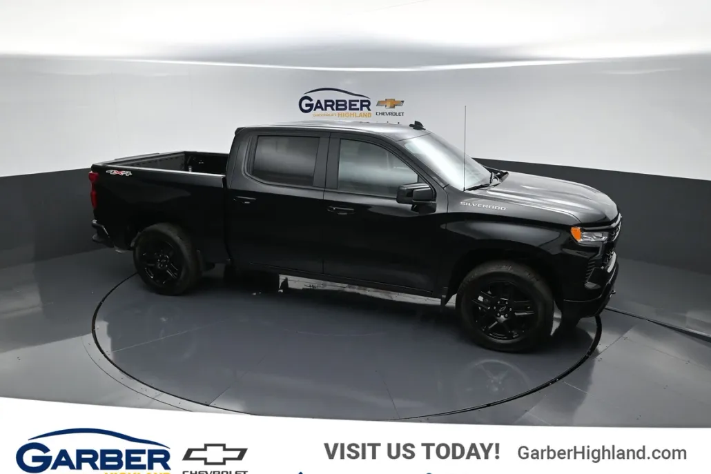2025 Chevrolet Silverado 1500 RST photo 1