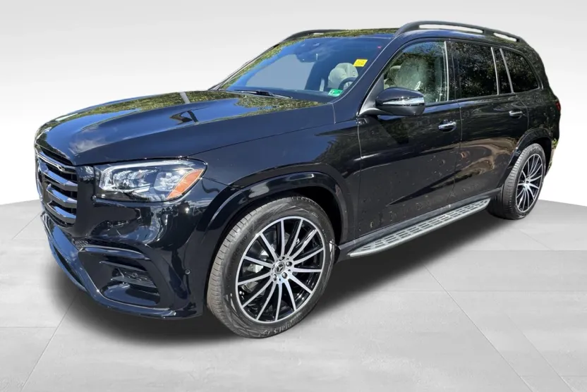 2026 Mercedes Benz GLS 580 4MATIC photo 1