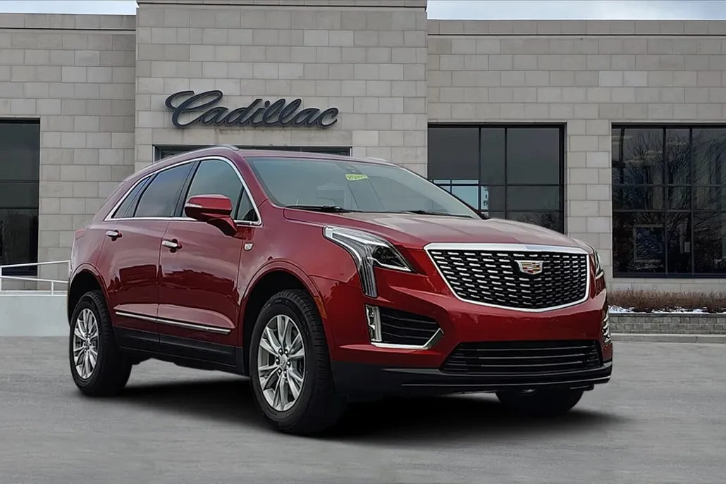 2025 Cadillac XT5 Luxury photo 1