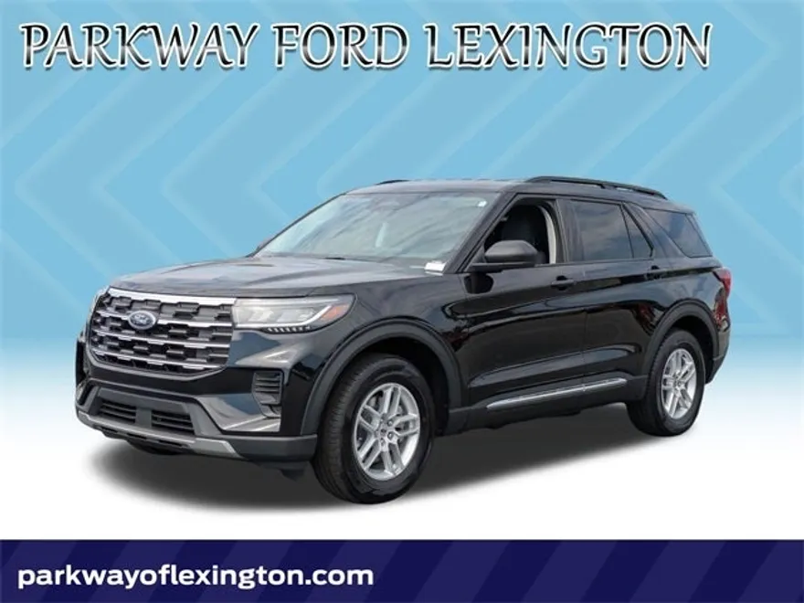 2025 Ford Explorer photo 1