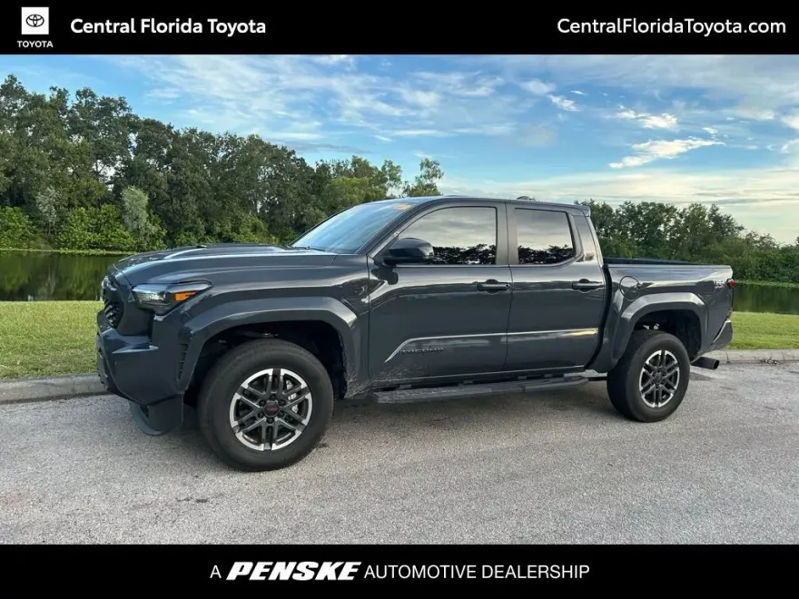 2024 Toyota Tacoma TRD Sport photo 1