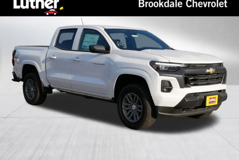 2026 Chevrolet Colorado LT photo 1