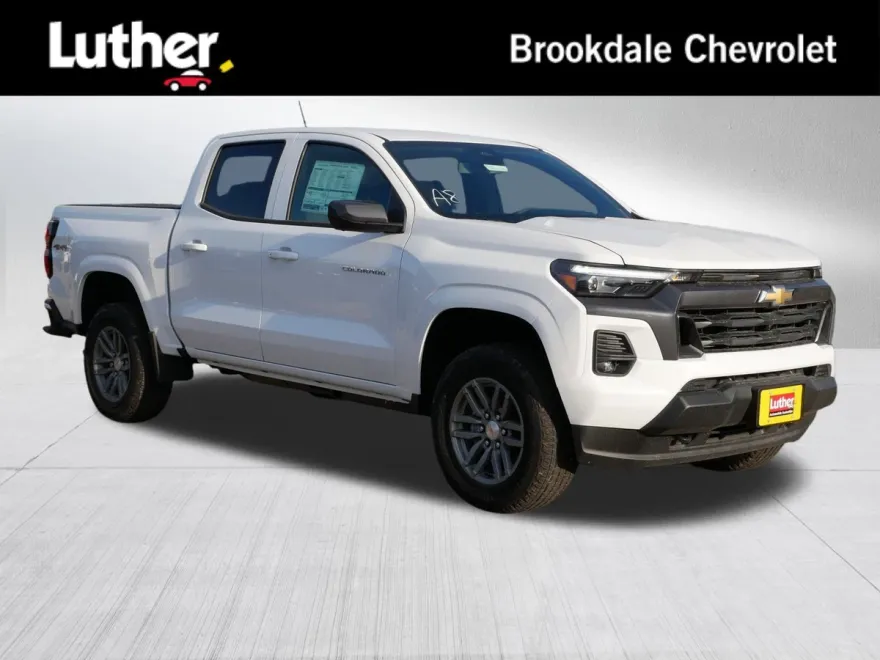2026 Chevrolet Colorado LT photo 1