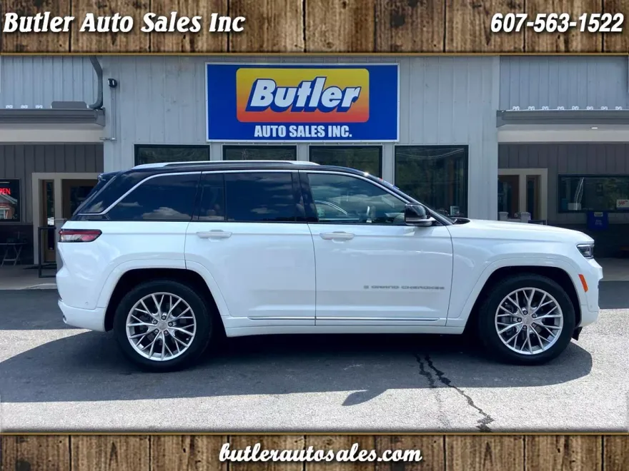 2023 Jeep Cherokee Summit Reserve 4xe photo 1