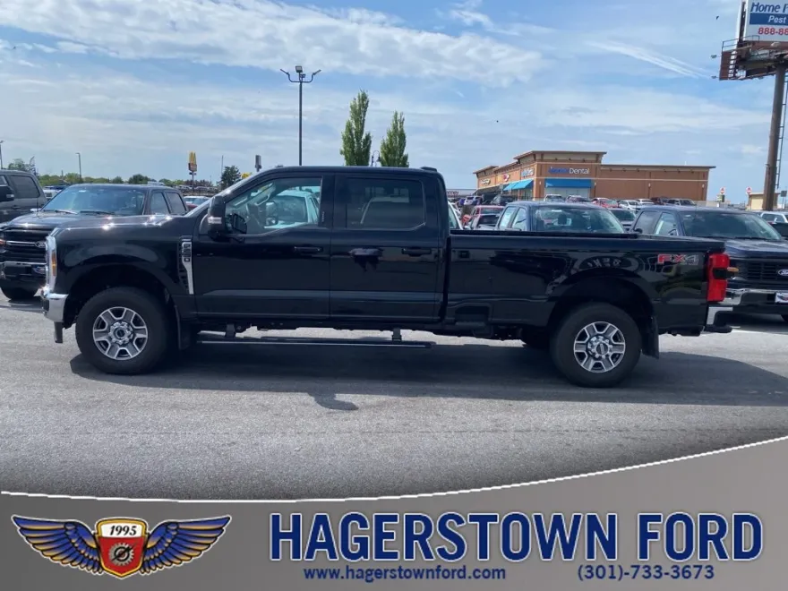 2024 Ford F-250 Lariat photo 1