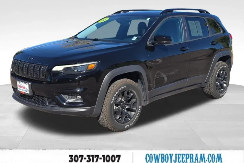 2022 Jeep Cherokee Latitude photo 1