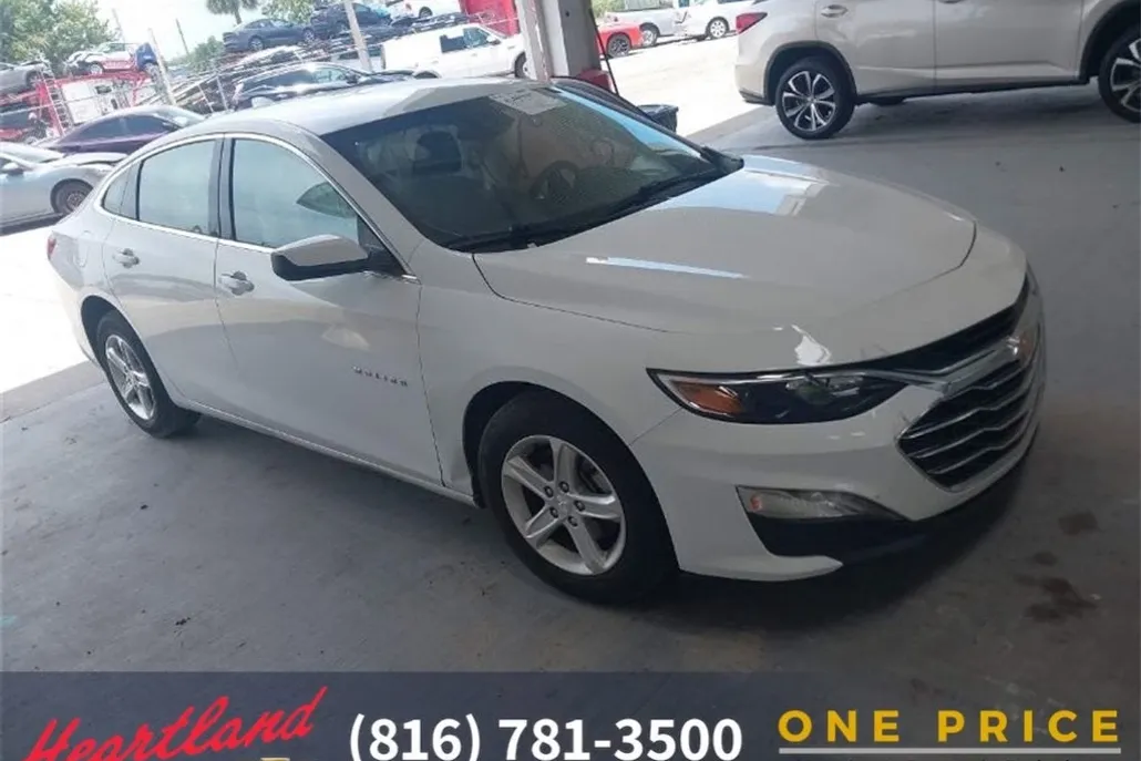 2023 Chevrolet Malibu LS photo 1
