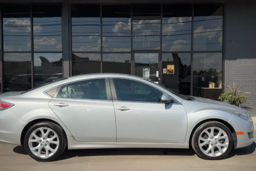 2009 Mazda Mazda6 Touring photo 1