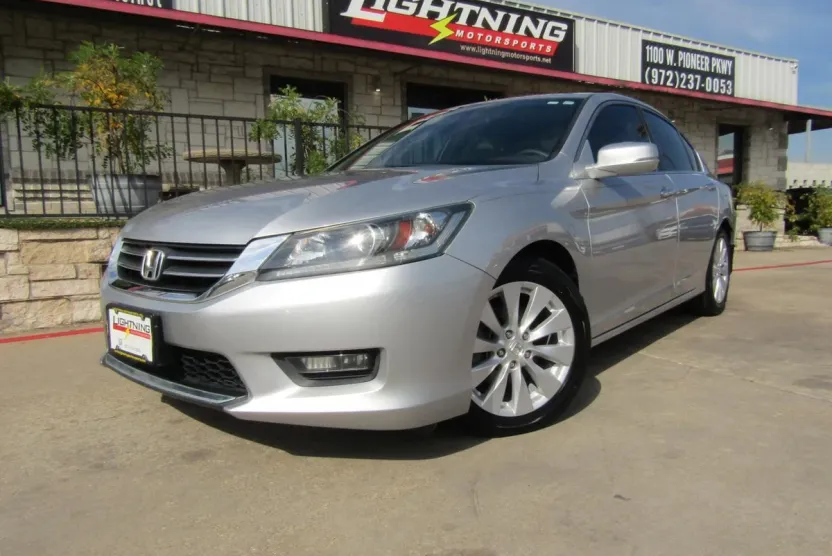 2015 Honda Accord EX photo 1