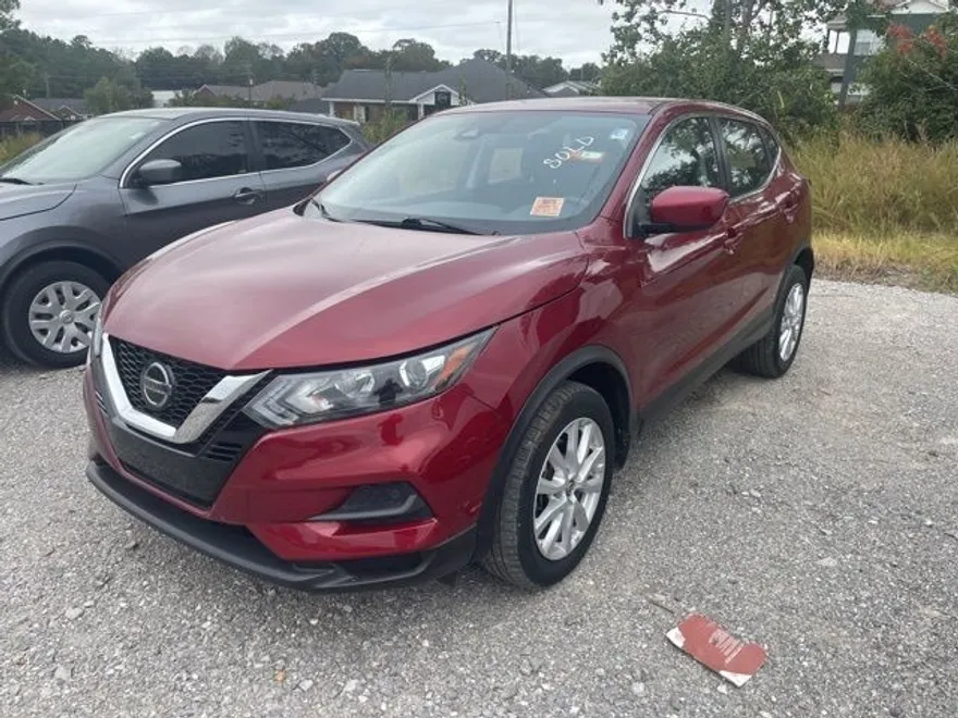 2020 Nissan Rogue Sport S photo 1