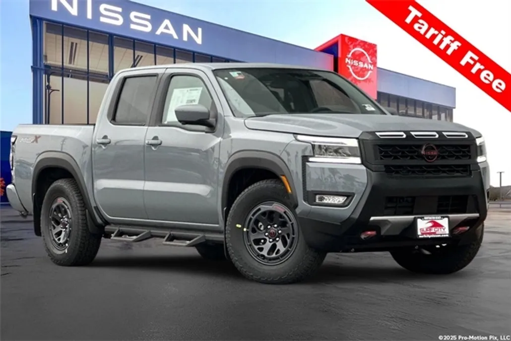2025 Nissan Frontier PRO-X photo 1