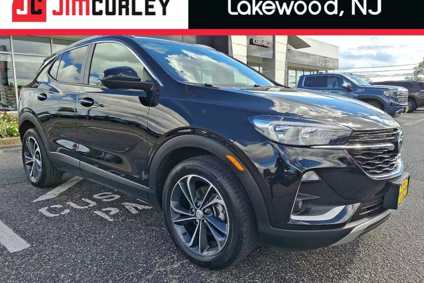 2022 Buick Encore Select photo 1