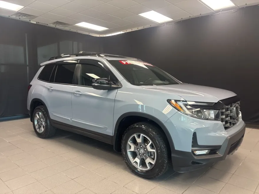 2022 Honda Passport TrailSport photo 1
