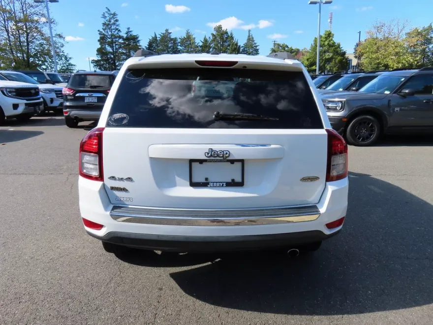 2016 Jeep Compass High Altitude photo 1