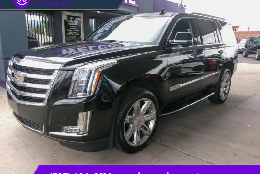2017 Cadillac Escalade Luxury photo 1