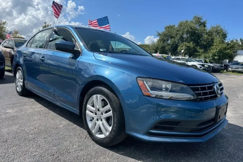 2018 Volkswagen Jetta 1.4T photo 1