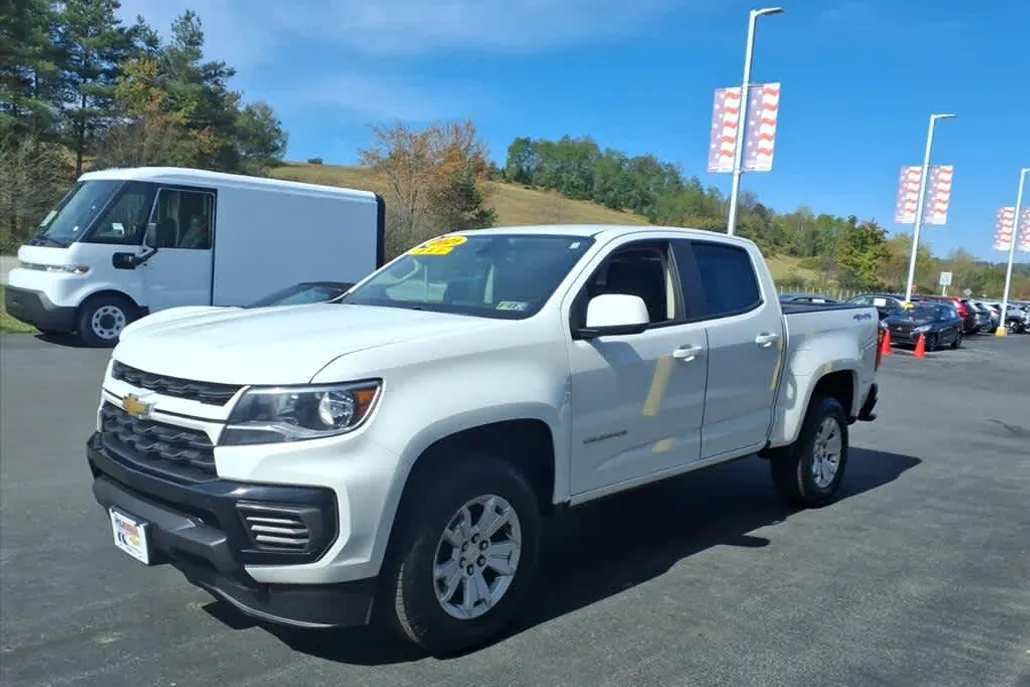2021 Chevrolet Colorado LT photo 1