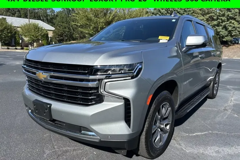 2024 Chevrolet Suburban LT photo 1