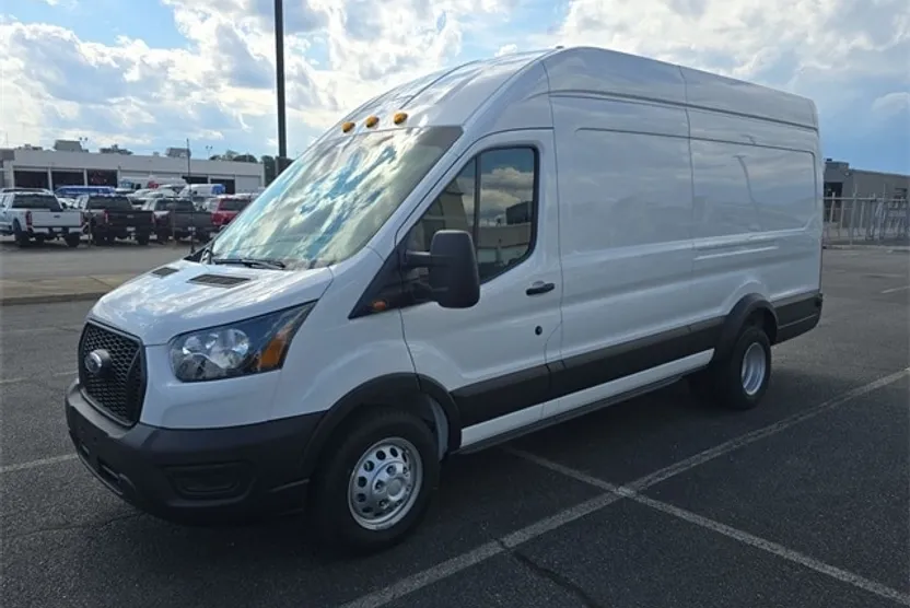 2025 Ford Transit photo 1