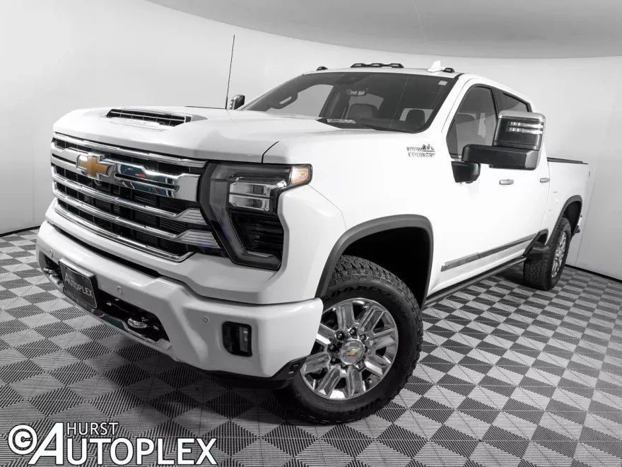 2024 Chevrolet Silverado 2500HD High Country photo 1