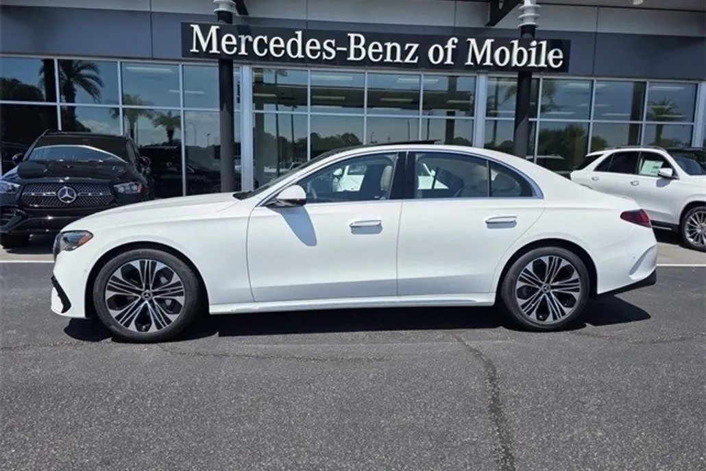 2026 Mercedes Benz E 350 Sedan photo 1