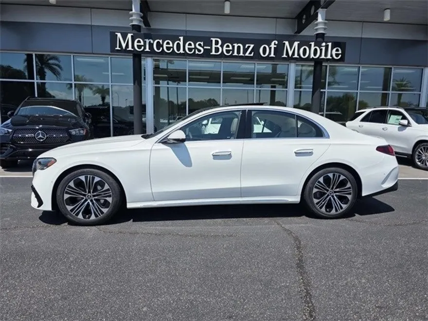 2026 Mercedes Benz E 350 Sedan photo 1