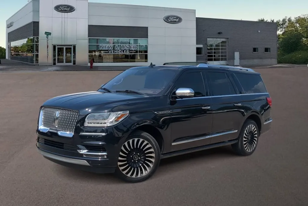 2019 Lincoln Navigator Black Label photo 1