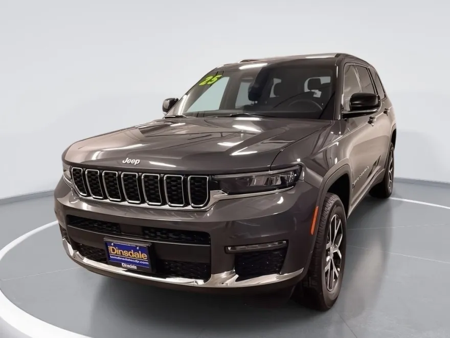2025 Jeep Grand Cherokee High Sport photo 1