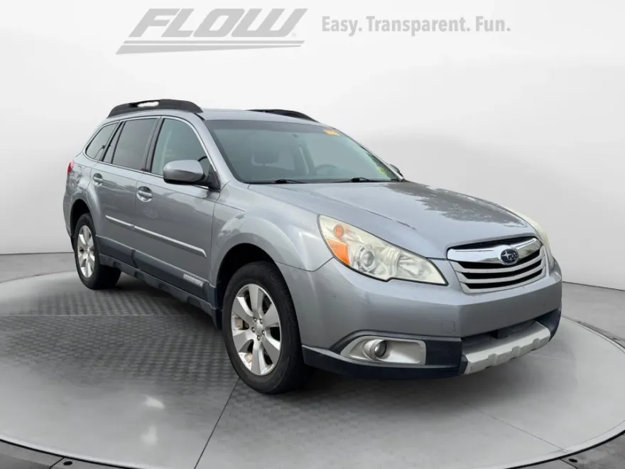 2011 Subaru Outback 3.6R Limited photo 1