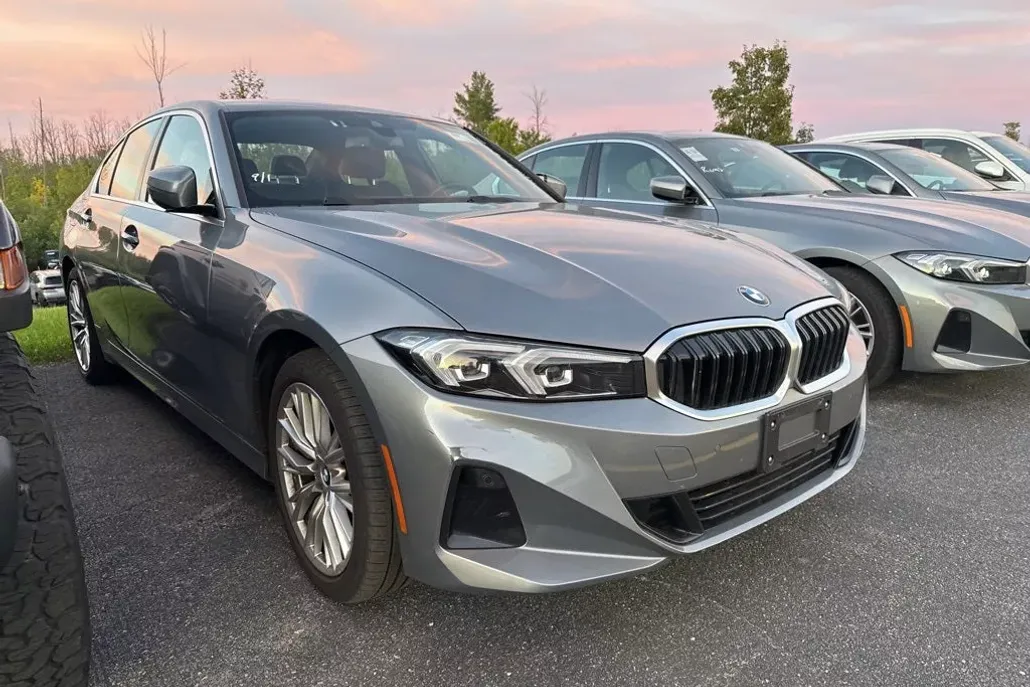 2024 Bmw 330i xDrive photo 1