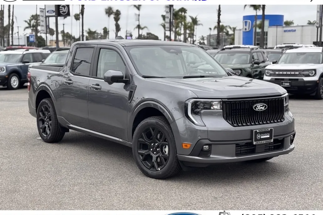2025 Ford Maverick photo 1